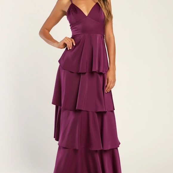 Lulus Dresses & Skirts - Lulu's Burgundy Maxi Dress